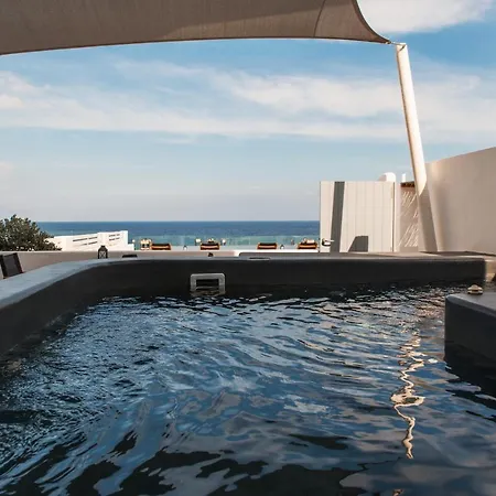 Almyra Apartment Oia (Santorini)