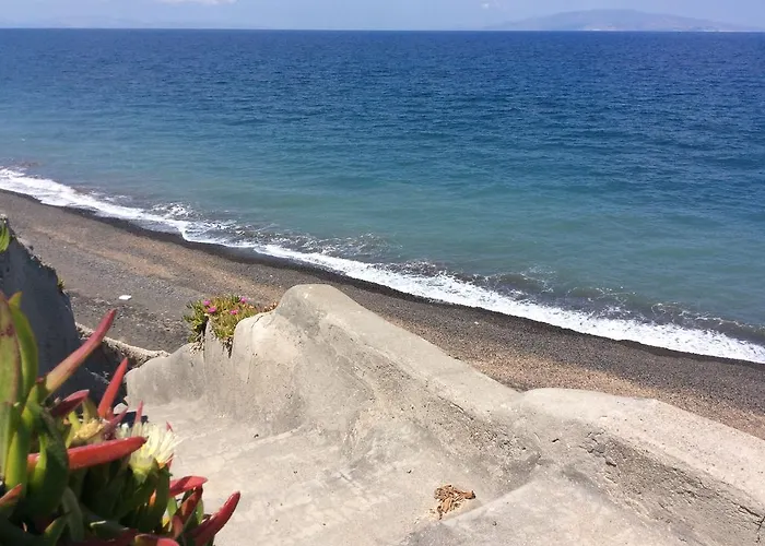 Almyra Oia (Santorini)