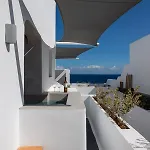Almyra * Oia (Santorini)