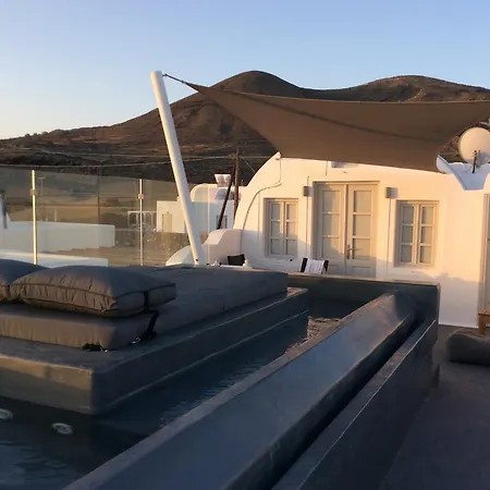 Almyra * Oia (Santorini)