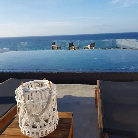 Almyra Apartment